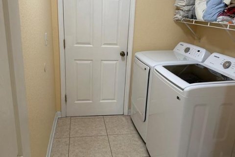 Casa en alquiler en Poinciana, Florida, 3 dormitorios, 189.71 m2 № 2167894 - foto 11