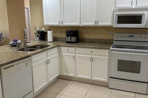 Casa en alquiler en Poinciana, Florida, 3 dormitorios, 189.71 m2 № 2167894 - foto 7