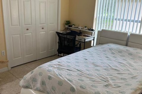 Casa en alquiler en Poinciana, Florida, 3 dormitorios, 189.71 m2 № 2167894 - foto 14