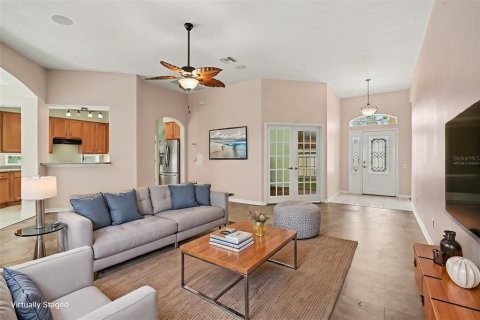 Casa en venta en Tavares, Florida, 2 dormitorios, 200.95 m2 № 2202307 - foto 4