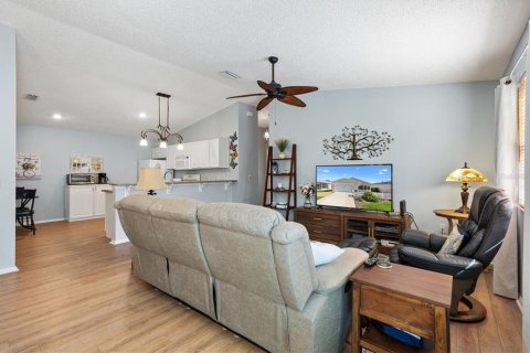 Casa en venta en The Villages, Florida, 2 dormitorios, 107.4 m2 № 2385858 - foto 9
