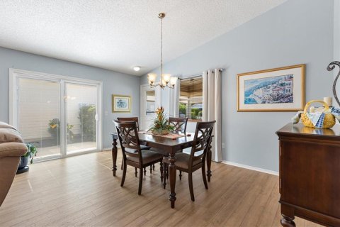 Casa en venta en The Villages, Florida, 2 dormitorios, 107.4 m2 № 2385858 - foto 8