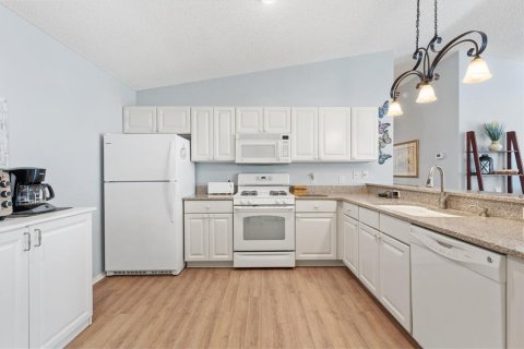 Casa en venta en The Villages, Florida, 2 dormitorios, 107.4 m2 № 2385858 - foto 14