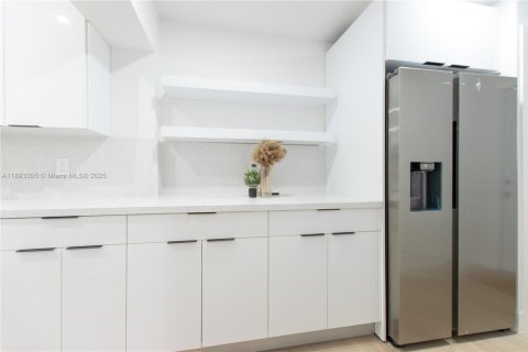 Casa en venta en West Park, Florida, 3 dormitorios № 1947709 - foto 9