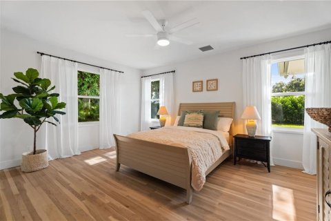 House in Vero Beach, Florida 4 bedrooms, 312.52 sq.m. № 1880845 - photo 22
