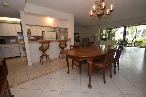 Copropriété à louer à Sarasota, Floride: 2 chambres, 103.31 m2 № 2115142 - photo 15