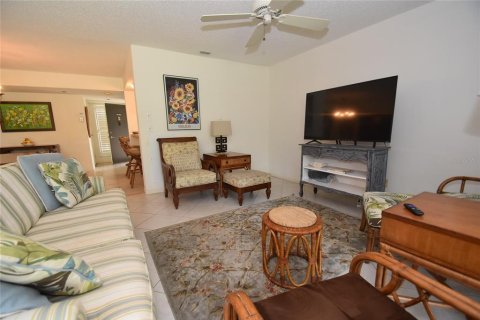 Copropriété à louer à Sarasota, Floride: 2 chambres, 103.31 m2 № 2115142 - photo 6