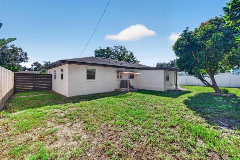 Casa en venta en Saint Petersburg, Florida, 3 dormitorios, 111.85 m2 № 2386124 - foto 24