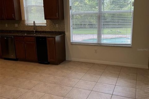 Casa en alquiler en Tampa, Florida, 4 dormitorios, 269.42 m2 № 1886823 - foto 17