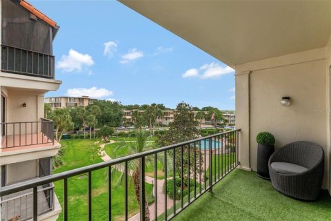 Condo in Winter Park, Florida, 2 bedrooms  № 1722233 - photo 23