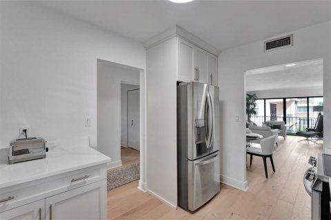 Condo in Winter Park, Florida, 2 bedrooms  № 1722233 - photo 14