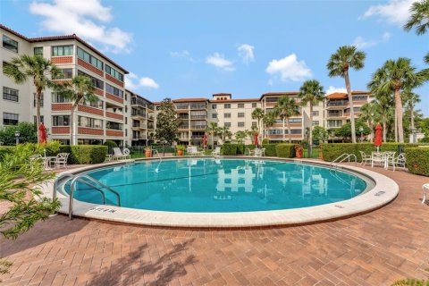 Condo in Winter Park, Florida, 2 bedrooms  № 1722233 - photo 28