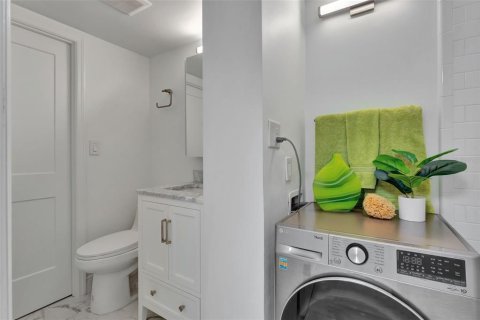 Condo in Winter Park, Florida, 2 bedrooms  № 1722233 - photo 22