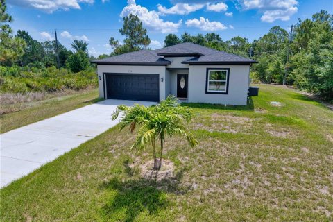Villa ou maison à vendre à Port Charlotte, Floride: 3 chambres, 147.99 m2 № 2202727 - photo 27