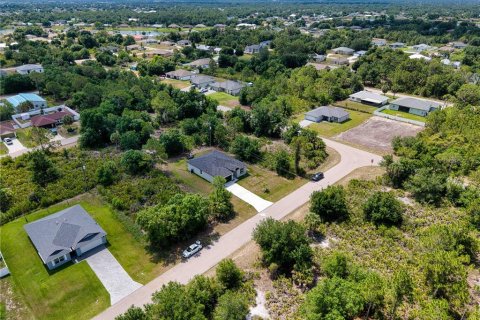 Villa ou maison à vendre à Port Charlotte, Floride: 3 chambres, 147.99 m2 № 2202727 - photo 29
