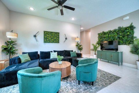 Villa ou maison à vendre à Port Charlotte, Floride: 3 chambres, 147.99 m2 № 2202727 - photo 4