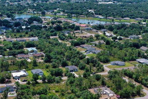 Villa ou maison à vendre à Port Charlotte, Floride: 3 chambres, 147.99 m2 № 2202727 - photo 30