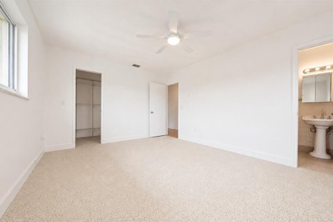 House in Pompano Beach, Florida 3 bedrooms, 169.45 sq.m. № 2088157 - photo 26