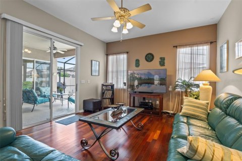 Casa en venta en Orlando, Florida, 4 dormitorios, 212.1 m2 № 1773640 - foto 13
