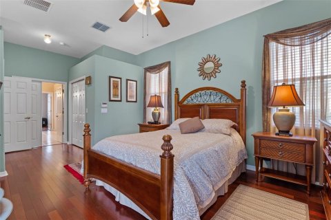 Casa en venta en Orlando, Florida, 4 dormitorios, 212.1 m2 № 1773640 - foto 17