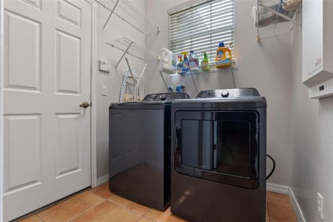 Casa en venta en Orlando, Florida, 4 dormitorios, 212.1 m2 № 1773640 - foto 26