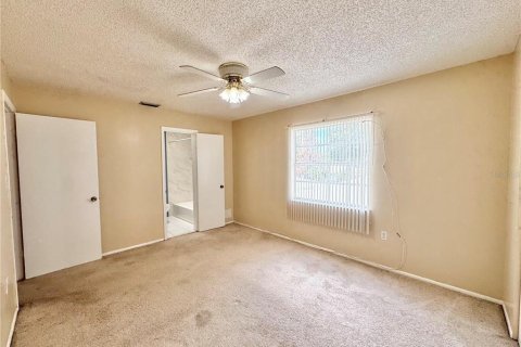 Touwnhouse à vendre à Winter Haven, Floride: 2 chambres, 115.94 m2 № 2399500 - photo 15