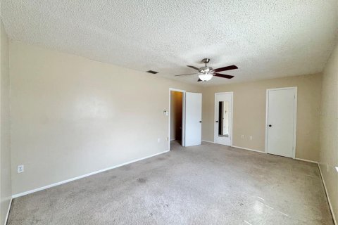 Touwnhouse à vendre à Winter Haven, Floride: 2 chambres, 115.94 m2 № 2399500 - photo 23