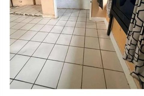 Casa en venta en Kissimmee, Florida, 8 dormitorios, 204.01 m2 № 2266481 - foto 29