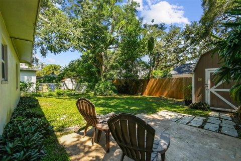 House in Tampa, Florida 2 bedrooms, 104.24 sq.m. № 1873849 - photo 24