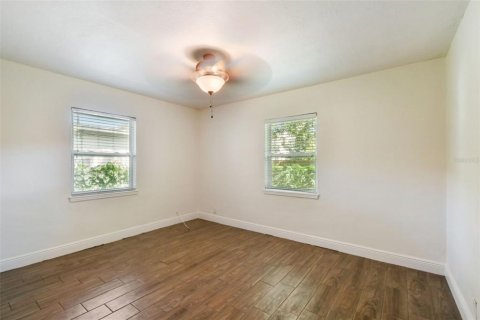 House in Tampa, Florida 2 bedrooms, 104.24 sq.m. № 1873849 - photo 16