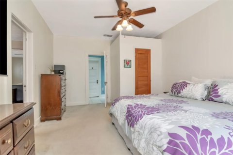 Купить виллу или дом в Тампа, Флорида 4 комнаты, 95.88м2, № 2215753 - фото 19