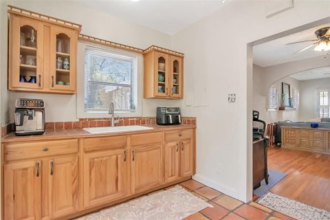 Купить виллу или дом в Тампа, Флорида 4 комнаты, 95.88м2, № 2215753 - фото 15