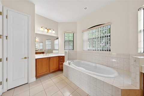 Villa ou maison à vendre à Kissimmee, Floride: 3 chambres, 239.69 m2 № 2111484 - photo 30