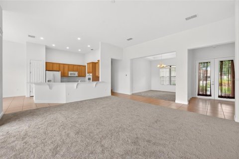 Villa ou maison à vendre à Kissimmee, Floride: 3 chambres, 239.69 m2 № 2111484 - photo 13