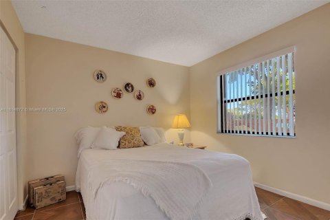 Condominio en venta en Miami, Florida, 3 dormitorios, 92.25 m2 № 1766605 - foto 10