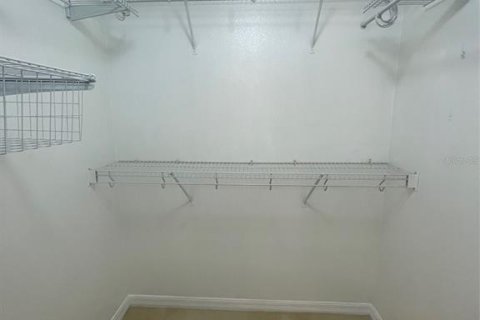 Villa ou maison à louer à Orlando, Floride: 4 chambres, 172.33 m2 № 2167555 - photo 13