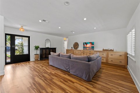 Купить виллу или дом в Катлер-Бей, Флорида 4 спальни, 166.02м2, № 2044927 - фото 4