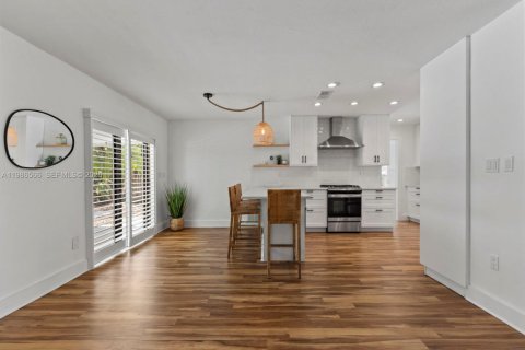 Купить виллу или дом в Катлер-Бей, Флорида 4 спальни, 166.02м2, № 2044927 - фото 9