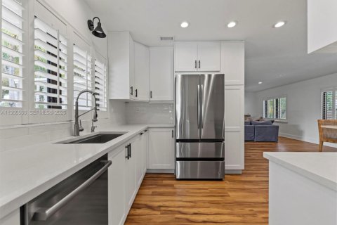 Купить виллу или дом в Катлер-Бей, Флорида 4 спальни, 166.02м2, № 2044927 - фото 15