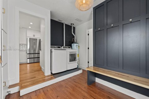 Купить виллу или дом в Катлер-Бей, Флорида 4 спальни, 166.02м2, № 2044927 - фото 28