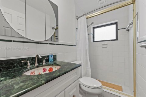 Купить виллу или дом в Катлер-Бей, Флорида 4 спальни, 166.02м2, № 2044927 - фото 19