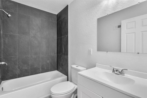 Casa en venta en Lakeland, Florida, 3 dormitorios, 115.94 m2 № 1902548 - foto 7