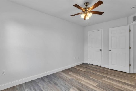 Casa en venta en Lakeland, Florida, 3 dormitorios, 115.94 m2 № 1902548 - foto 9
