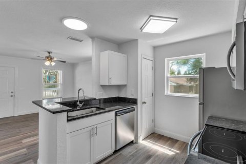 Casa en venta en Lakeland, Florida, 3 dormitorios, 115.94 m2 № 1902548 - foto 13