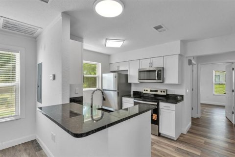 Casa en venta en Lakeland, Florida, 3 dormitorios, 115.94 m2 № 1902548 - foto 3