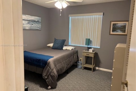 Condominio en venta en Tamarac, Florida, 2 dormitorios, 117.99 m2 № 1852411 - foto 13