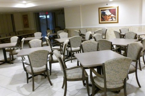 Copropriété à louer à Weston, Floride: 2 chambres, 118.26 m2 № 1998160 - photo 11