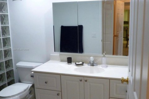 Copropriété à louer à Weston, Floride: 2 chambres, 118.26 m2 № 1998160 - photo 8