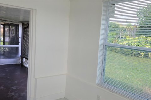 Villa ou maison à vendre à Tamarac, Floride: 2 chambres, 128.02 m2 № 2270104 - photo 18