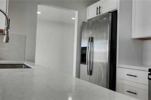 Villa ou maison à vendre à Tamarac, Floride: 2 chambres, 128.02 m2 № 2270104 - photo 9
